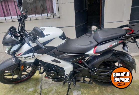 Motos - Bajaj Rouser ns200 2024 Nafta 9000Km - En Venta