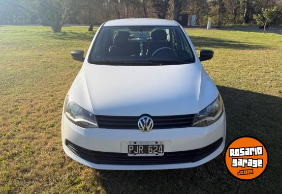 Autos - Volkswagen Voyage 2015 Nafta 162000Km - En Venta