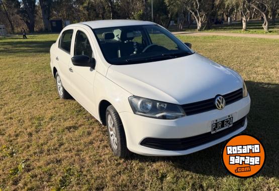 Autos - Volkswagen Voyage 2015 Nafta 162000Km - En Venta