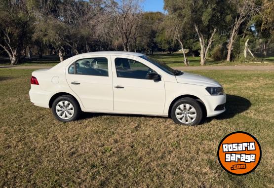 Autos - Volkswagen Voyage 2015 Nafta 162000Km - En Venta