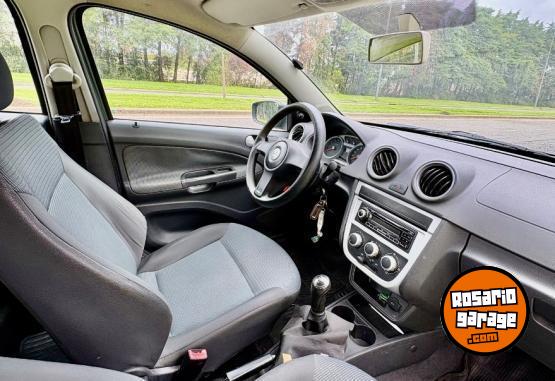 Autos - Volkswagen GOL TREND 2012 Nafta 152000Km - En Venta