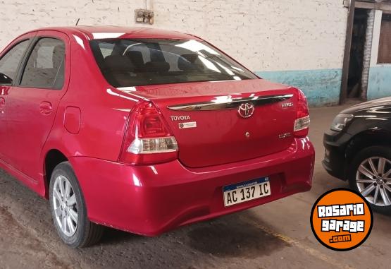 Autos - Toyota ETIOS XLS 2018 Nafta 85000Km - En Venta