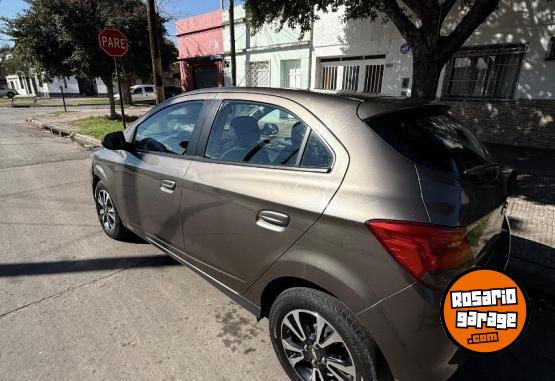 Autos - Chevrolet Onix LTZ 2013 Nafta 180000Km - En Venta