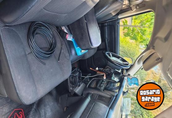 Camionetas - Dodge RAM 3.7 V6 2004 GNC 209000Km - En Venta