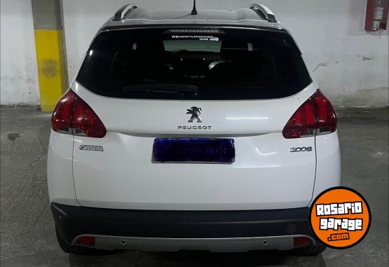 Autos - Peugeot 2008 allure 2017 Nafta 120000Km - En Venta