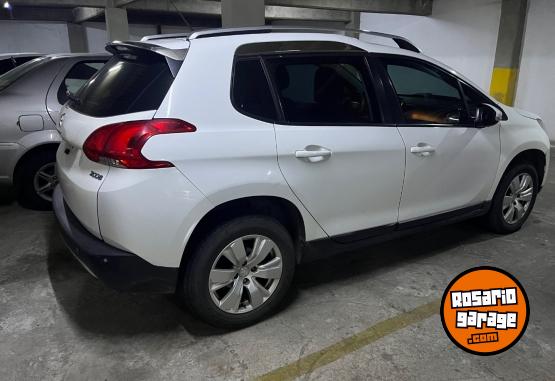 Autos - Peugeot 2008 allure 2017 Nafta 120000Km - En Venta