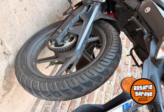 Motos - Benelli Tnt 150 2018 Nafta 22000Km - En Venta