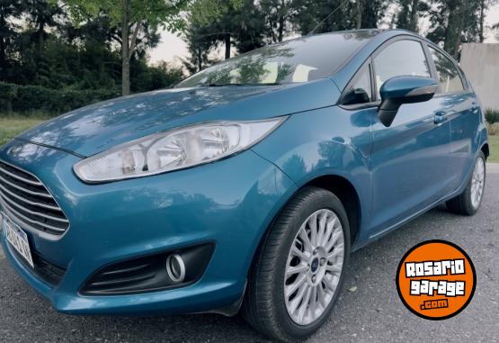 Autos - Ford Firsta 2017 Nafta 78000Km - En Venta