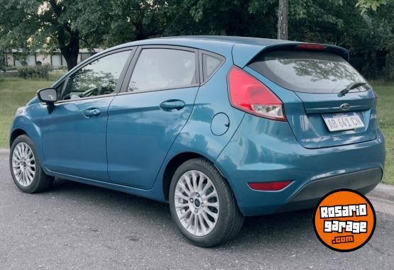 Autos - Ford Firsta 2017 Nafta 78000Km - En Venta