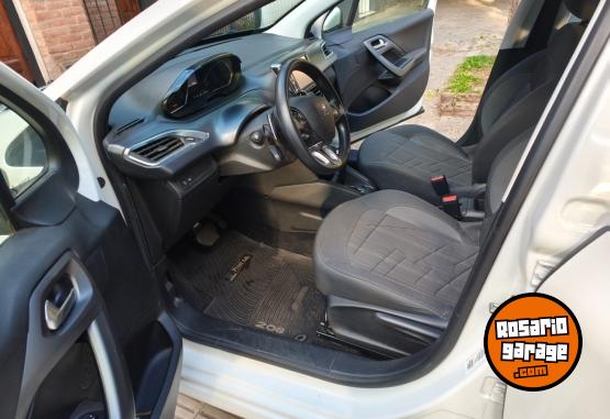 Autos - Peugeot 208 2016 Nafta 69000Km - En Venta