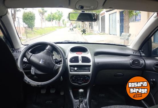 Autos - Peugeot 2011 2011 Nafta 148000Km - En Venta