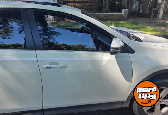 Autos - Toyota RAV4 4x4 A/T FULL 2013 Nafta 262000Km - En Venta