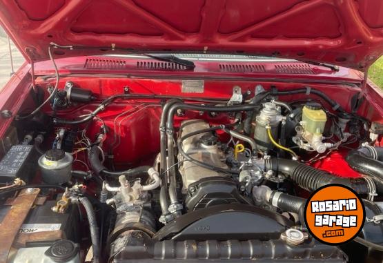 Camionetas - Toyota Hilux 2.8 D 4X4 1994 Diesel 200000Km - En Venta