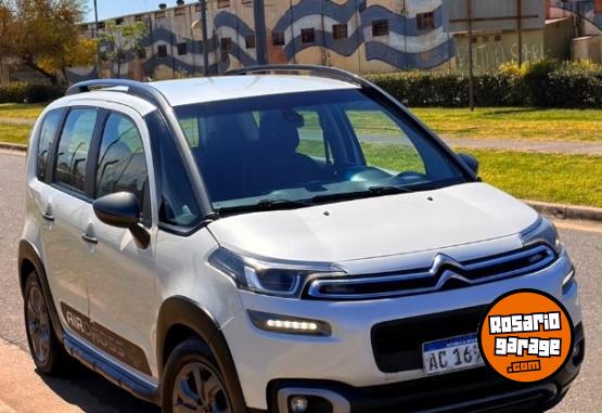 Autos - Citroen C3 aircross shine 2018 Nafta 180000Km - En Venta