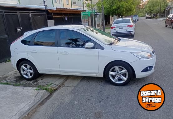 Autos - Ford FOCUS 2010 Nafta 116000Km - En Venta