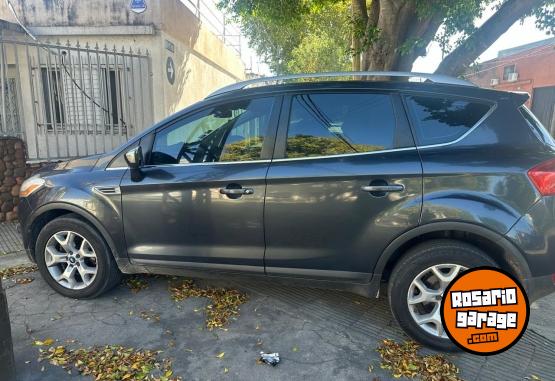Camionetas - Ford Kuga titanium 2.5 turbo 2010 Nafta 200000Km - En Venta