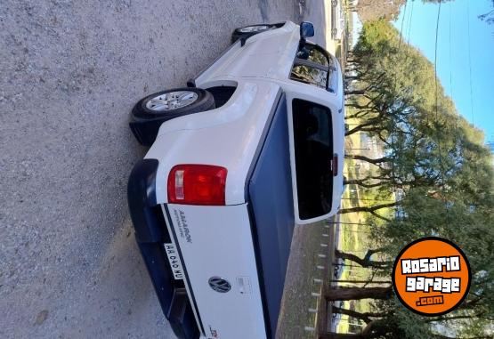 Camionetas - Volkswagen Amarok 2016 Diesel 245000Km - En Venta