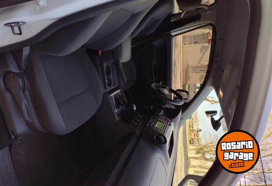 Camionetas - Volkswagen Amarok 2016 Diesel 245000Km - En Venta
