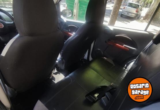 Autos - Fiat UNO SPORTING 2012 Nafta 140000Km - En Venta
