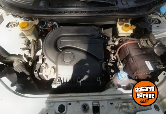 Autos - Fiat UNO SPORTING 2012 Nafta 140000Km - En Venta
