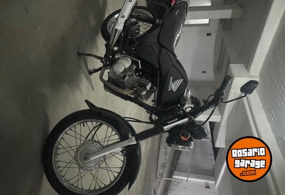 Motos - Honda CB 1 125 2013 Nafta 999999Km - En Venta