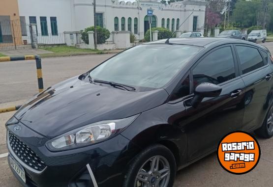 Autos - Ford Fiesta S plus 2019 Nafta 56000Km - En Venta