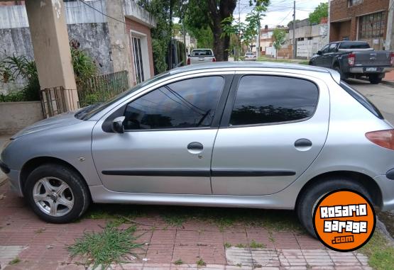 Autos - Peugeot 206 2009 Nafta 171000Km - En Venta