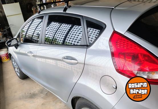 Autos - Ford Fiesta kinetic 2011 Nafta 178000Km - En Venta