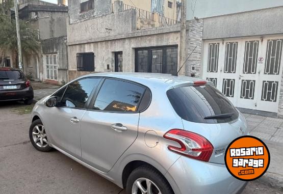 Autos - Peugeot Allure Tochscreen 2014 Nafta 128500Km - En Venta