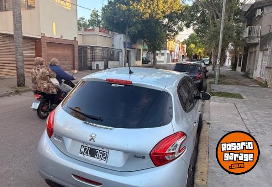 Autos - Peugeot Allure Tochscreen 2014 Nafta 128500Km - En Venta