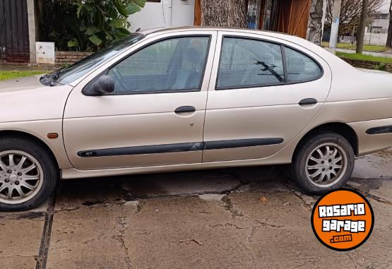 Autos - Renault M�gane RT TRI ABS F 2 2000 Nafta 213000Km - En Venta