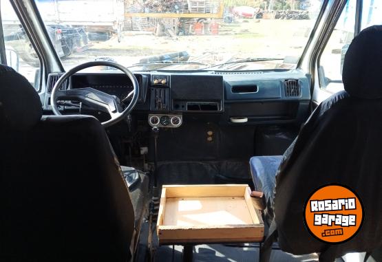 Utilitarios - Renault Trafic 1994 GNC 100Km - En Venta