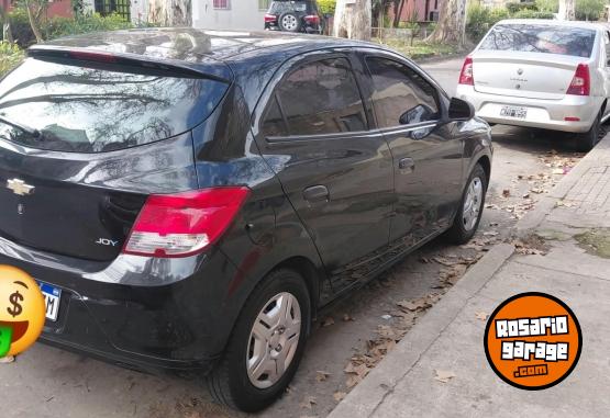 Autos - Chevrolet Ónix joy 2017 Nafta 82000Km - En Venta