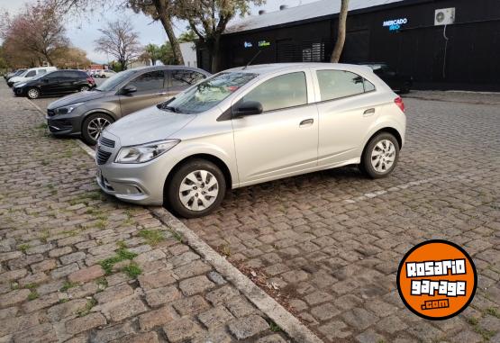 Autos - Chevrolet Onix 2016 Nafta 103000Km - En Venta