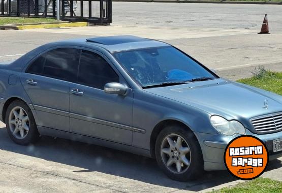 Autos - Mercedes Benz C240 V6 2004 Nafta 210000Km - En Venta