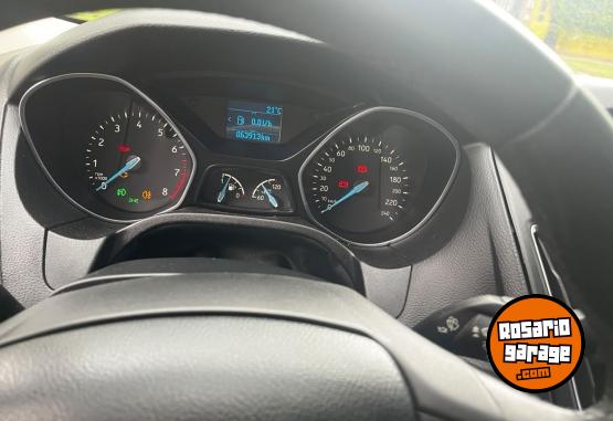 Autos - Ford Focus se plus 2016 Nafta 63000Km - En Venta