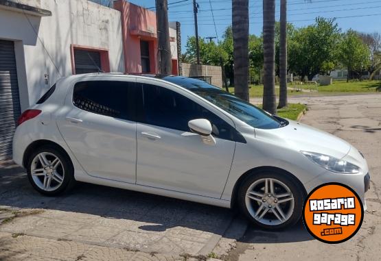 Autos - Peugeot 308 2012 Nafta 124500Km - En Venta