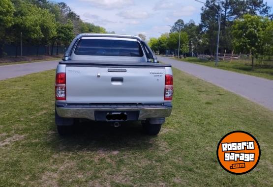 Camionetas - Toyota HILUX 2013 Diesel 180000Km - En Venta