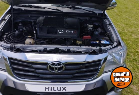 Camionetas - Toyota HILUX 2013 Diesel 180000Km - En Venta