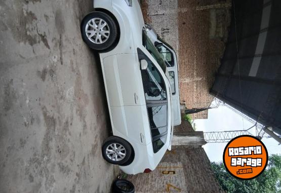 Camionetas - Renault Koleos Dinamique 4x4 MT 2011 Nafta 160000Km - En Venta