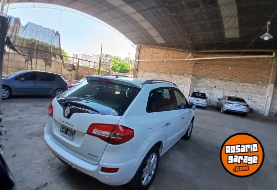Camionetas - Renault Koleos Dinamique 4x4 MT 2011 Nafta 160000Km - En Venta