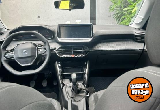 Autos - Peugeot 208 Active 2022 Nafta 93000Km - En Venta
