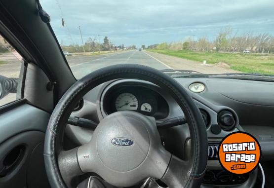 Autos - Ford Ka 2000 Nafta 250000Km - En Venta