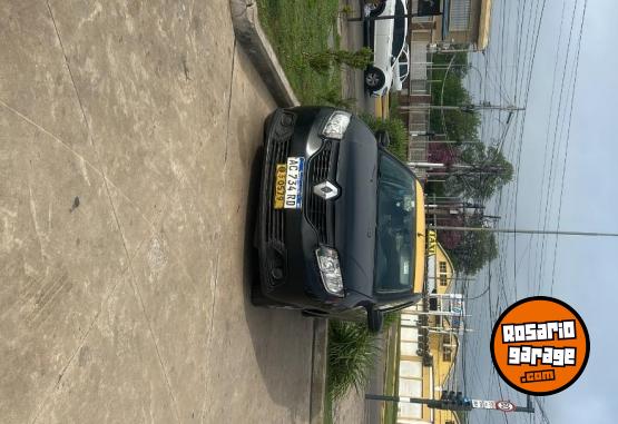 Autos - Renault Logan 2018 GNC 360000Km - En Venta