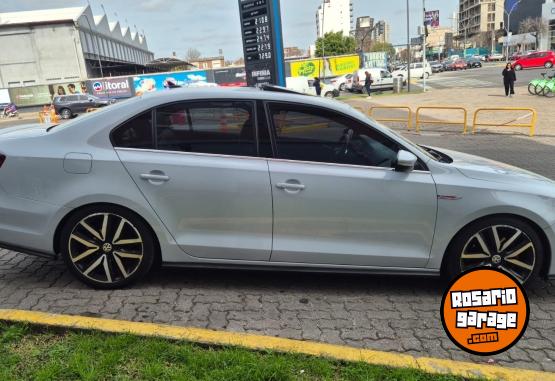 Autos - Volkswagen Vento gli exigentes permu 2017 Nafta - En Venta