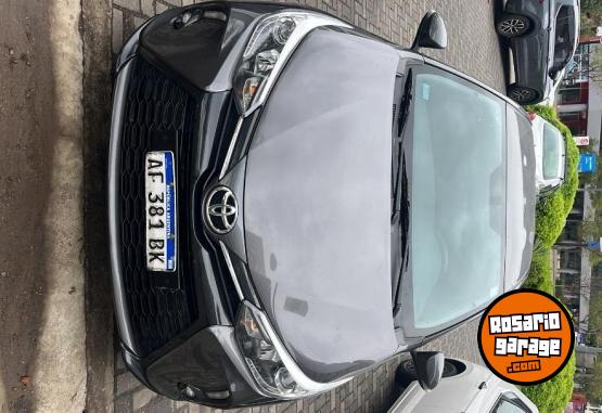 Autos - Toyota Yaris 2022 Nafta 66000Km - En Venta