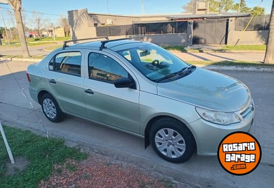 Autos - Volkswagen Voyage Confortline 2009 Nafta 183000Km - En Venta