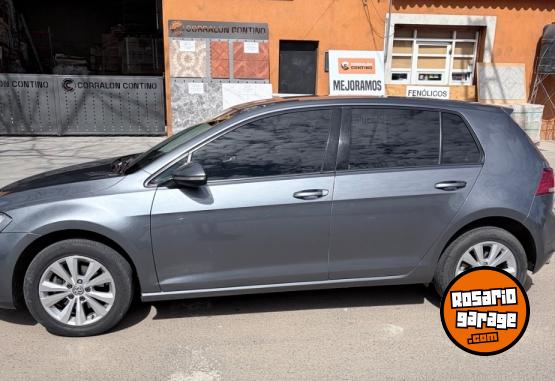 Autos - Volkswagen Golf 2015 Nafta 140000Km - En Venta