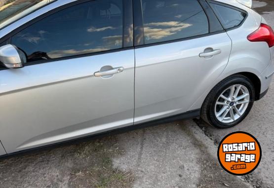 Autos - Ford FOCUS 2018 GNC 96000Km - En Venta