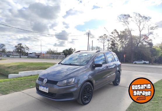 Autos - Volkswagen Suran Comfortline 1.6 2017 Nafta 205000Km - En Venta